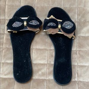 Suede flat suede mules